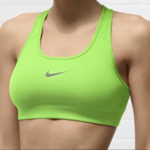 Women’s Nike Dritfit SportsBra